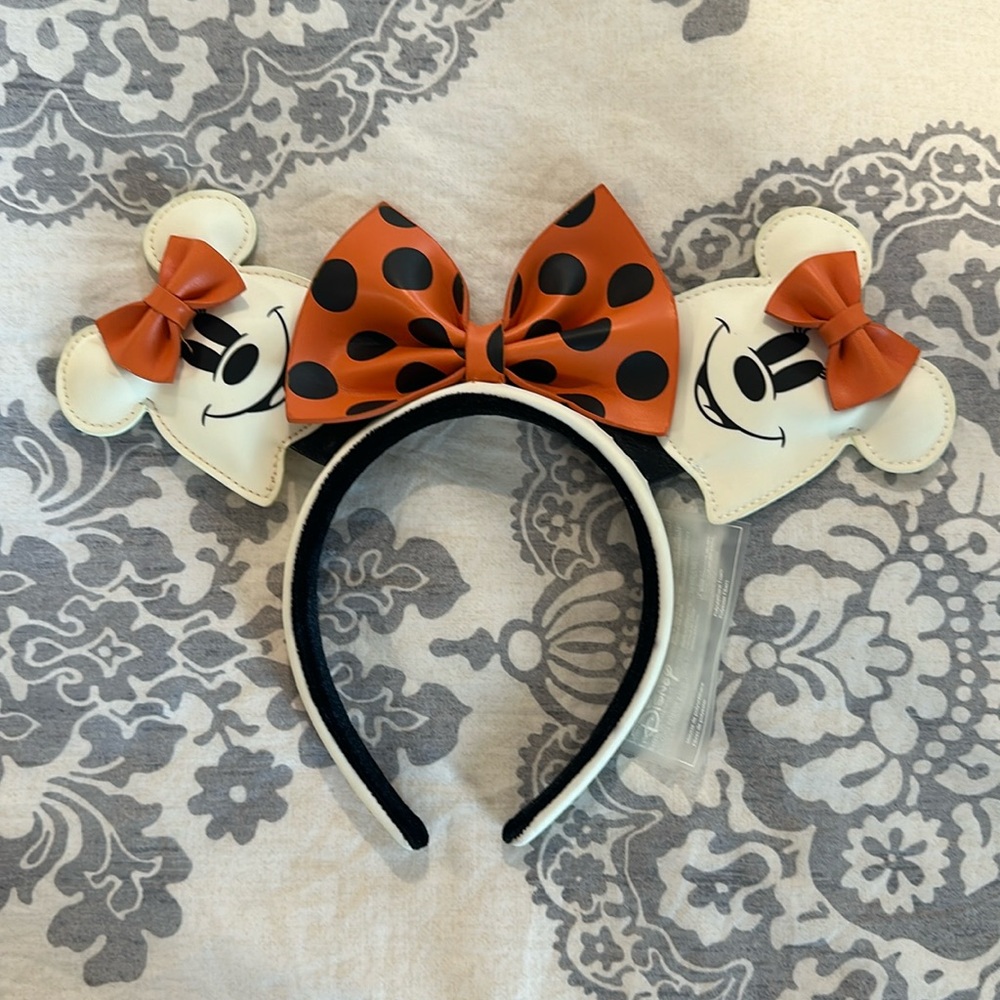 Minnie Mouse Ghost Ears